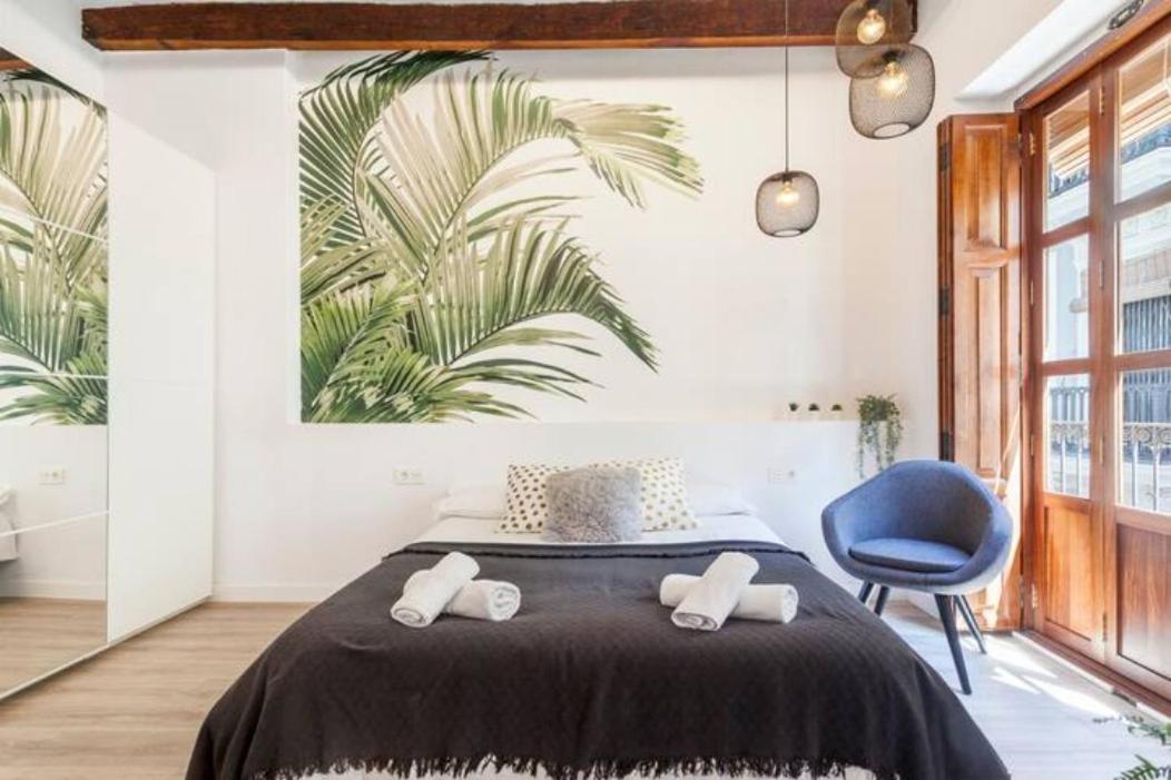 Modern Flat By Mercado Central In Ciutat Vella Valencia Bagian luar foto