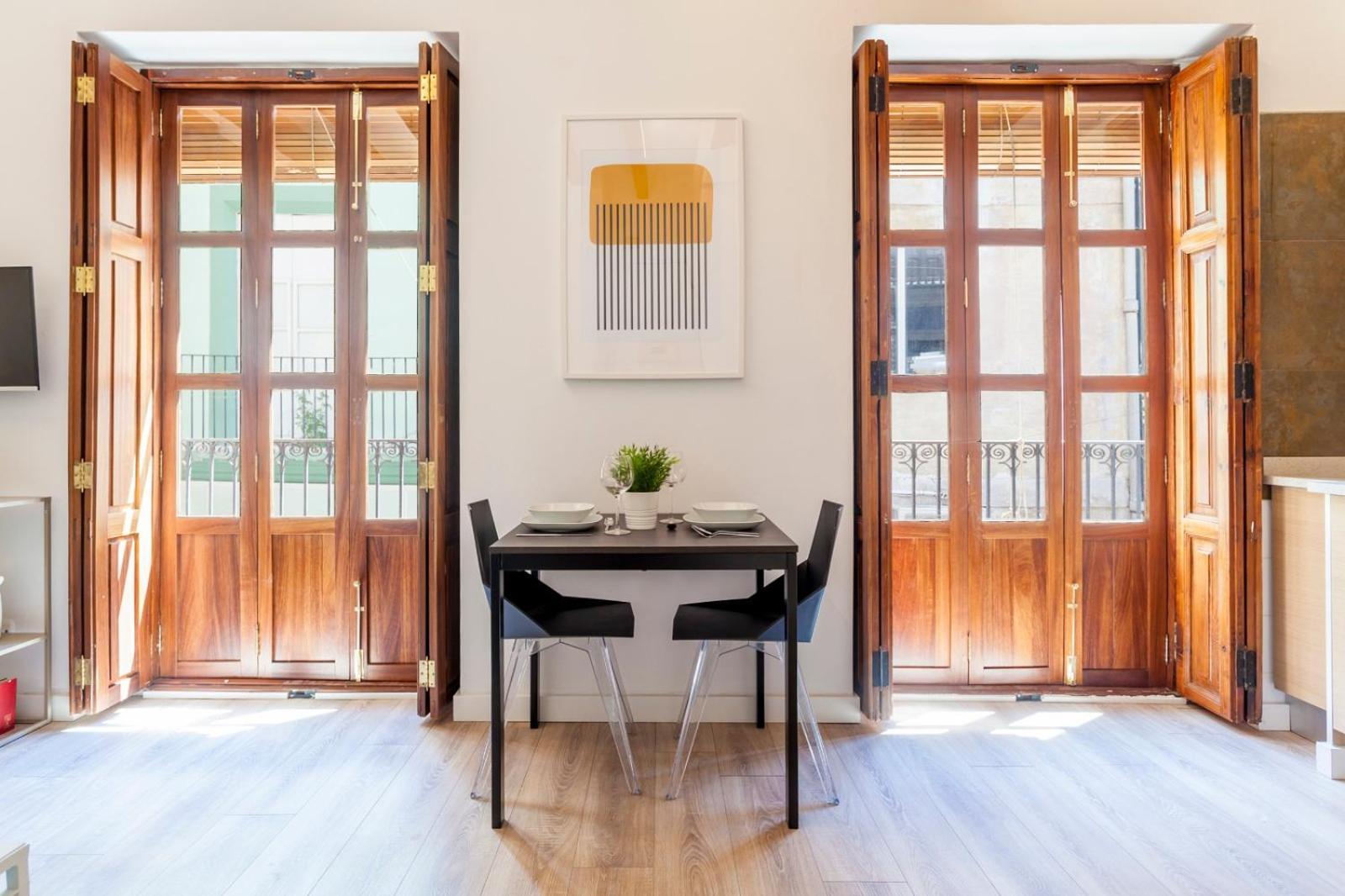 Modern Flat By Mercado Central In Ciutat Vella Valencia Bagian luar foto